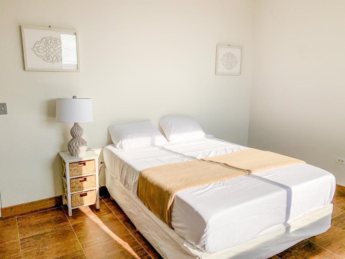Beautiful 3 Bdr 2,5 Bath- Steps From Beach W/Pkg Tijuana Eksteriør bilde